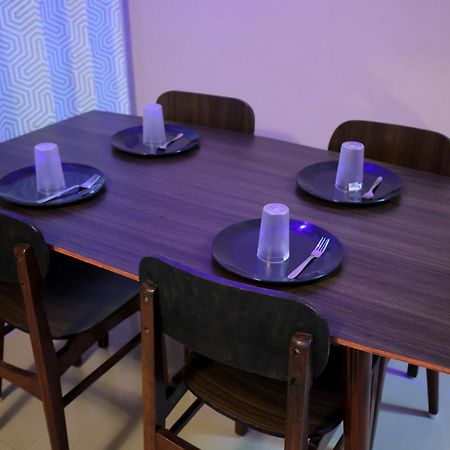 The Club House Hotel Puducherry Buitenkant foto
